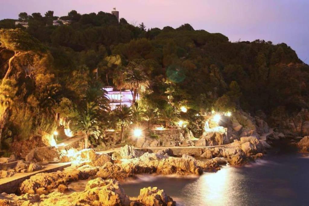 Somriu Apartament Fenals Platja يوريت دي مار المظهر الخارجي الصورة
